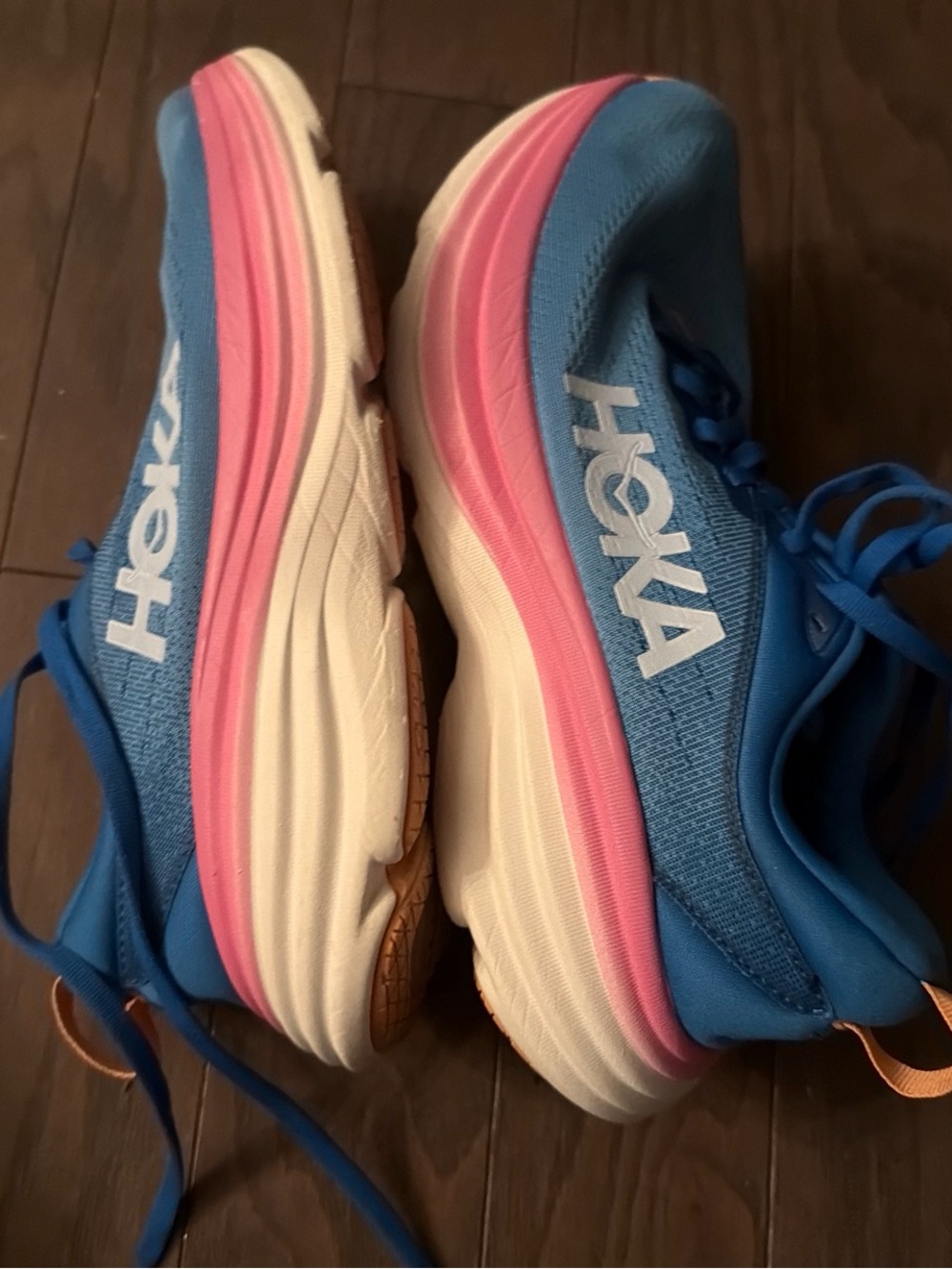 Hoka Bondi 8 women running sneakers sz 8.5B